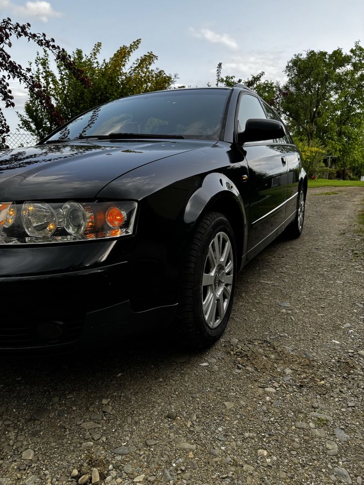 Audi A4 B6 Avant 2.0 130km 2002 zadbane webasto android auto hak