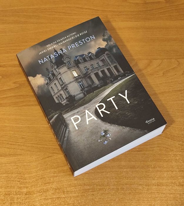 Natasha Preston - Party