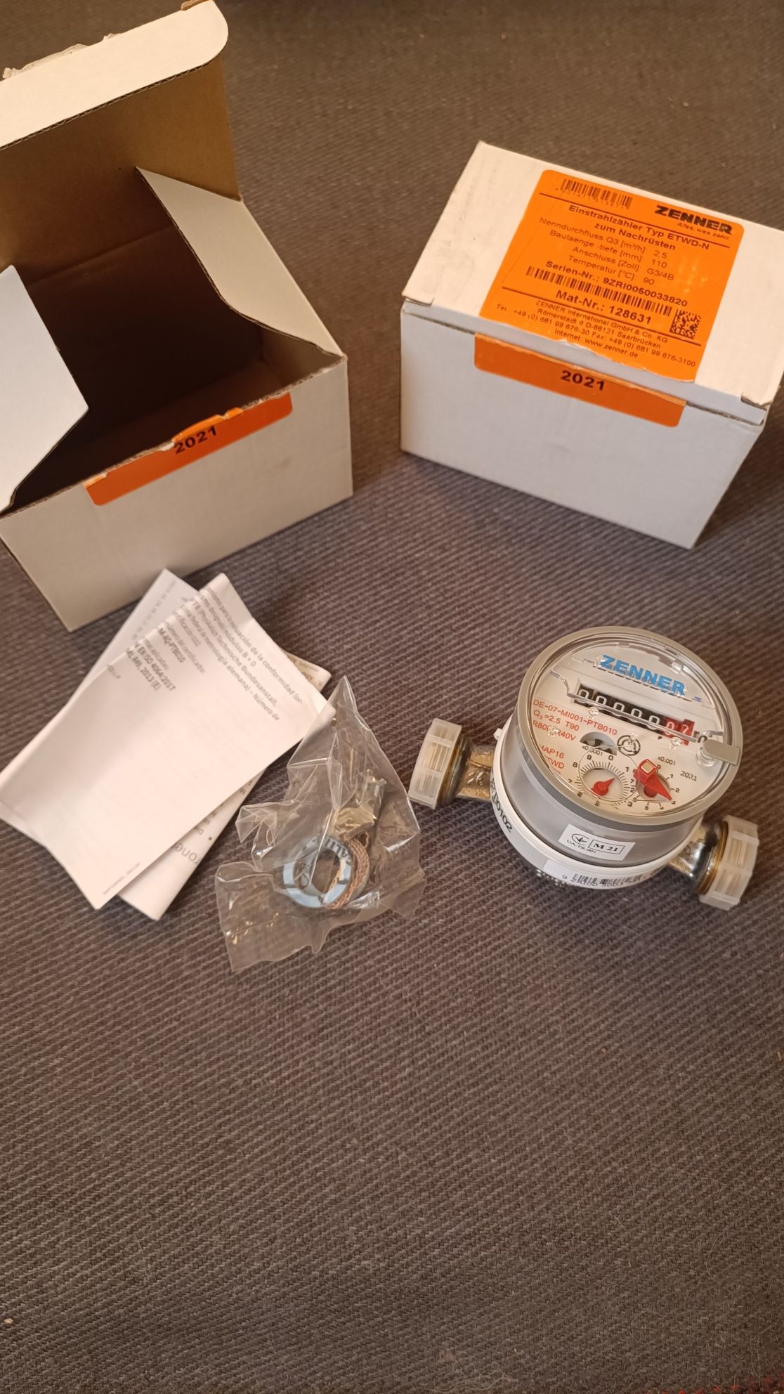 Счетчик горячей воды ZENNER ETWD-N Q3=2,5 L=110 DN=15mm