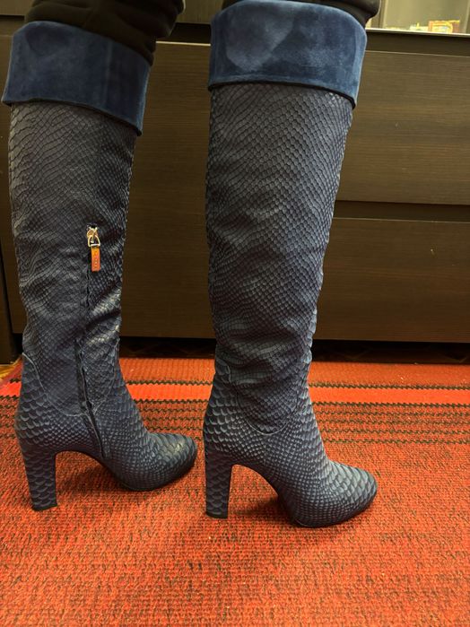 Продам жіночі сапожки