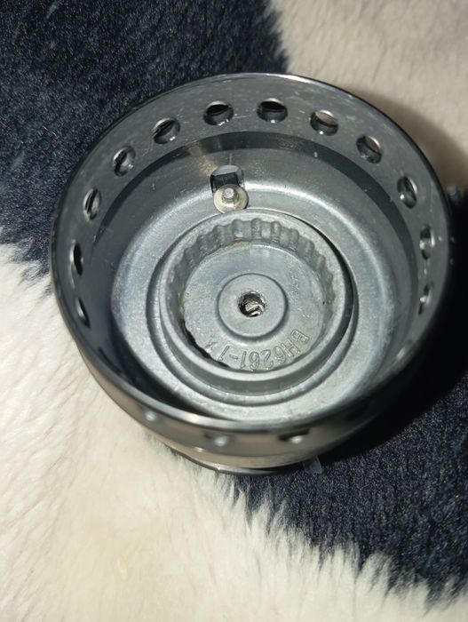Продам шпулю daiwa exceler-s 2500