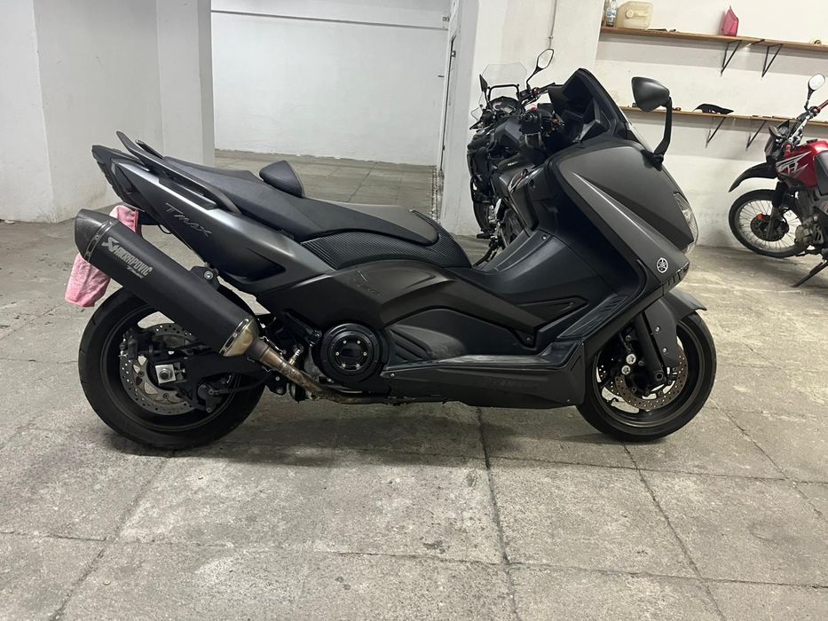 Yamaha T-Max 530