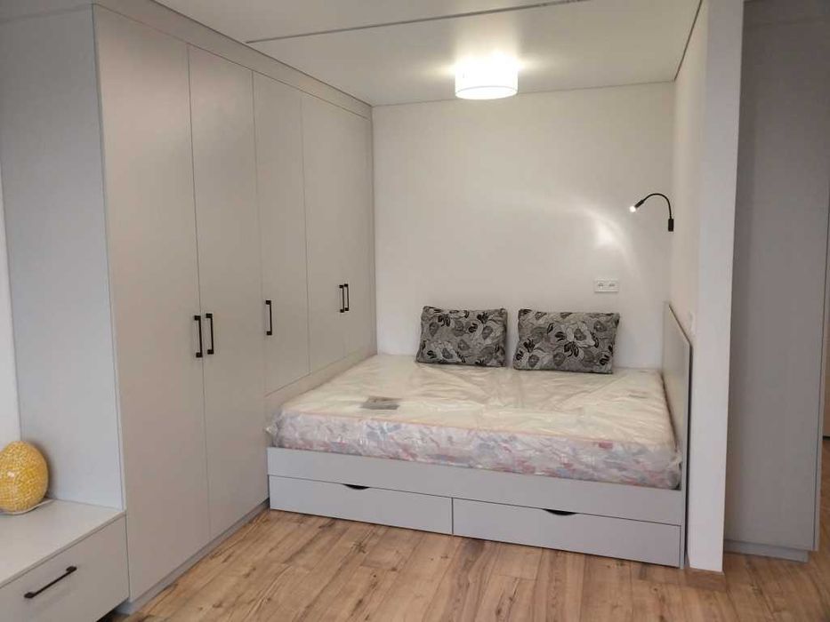 Однокімнатна квартира з євроремонтом на Садах-2.