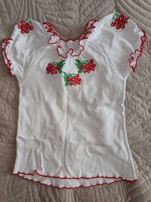 Вышиванка футболка на девочку