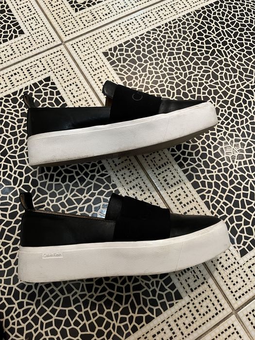 Calvin Klein сліпони