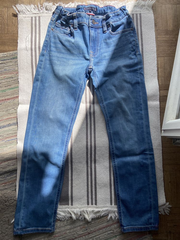 Spodnie jeans firmy Tommy Hilfiger rozmiar 140