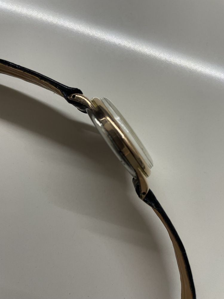 Relogio Omega vintage com pulseira em crocodilo legitimo, anos 50