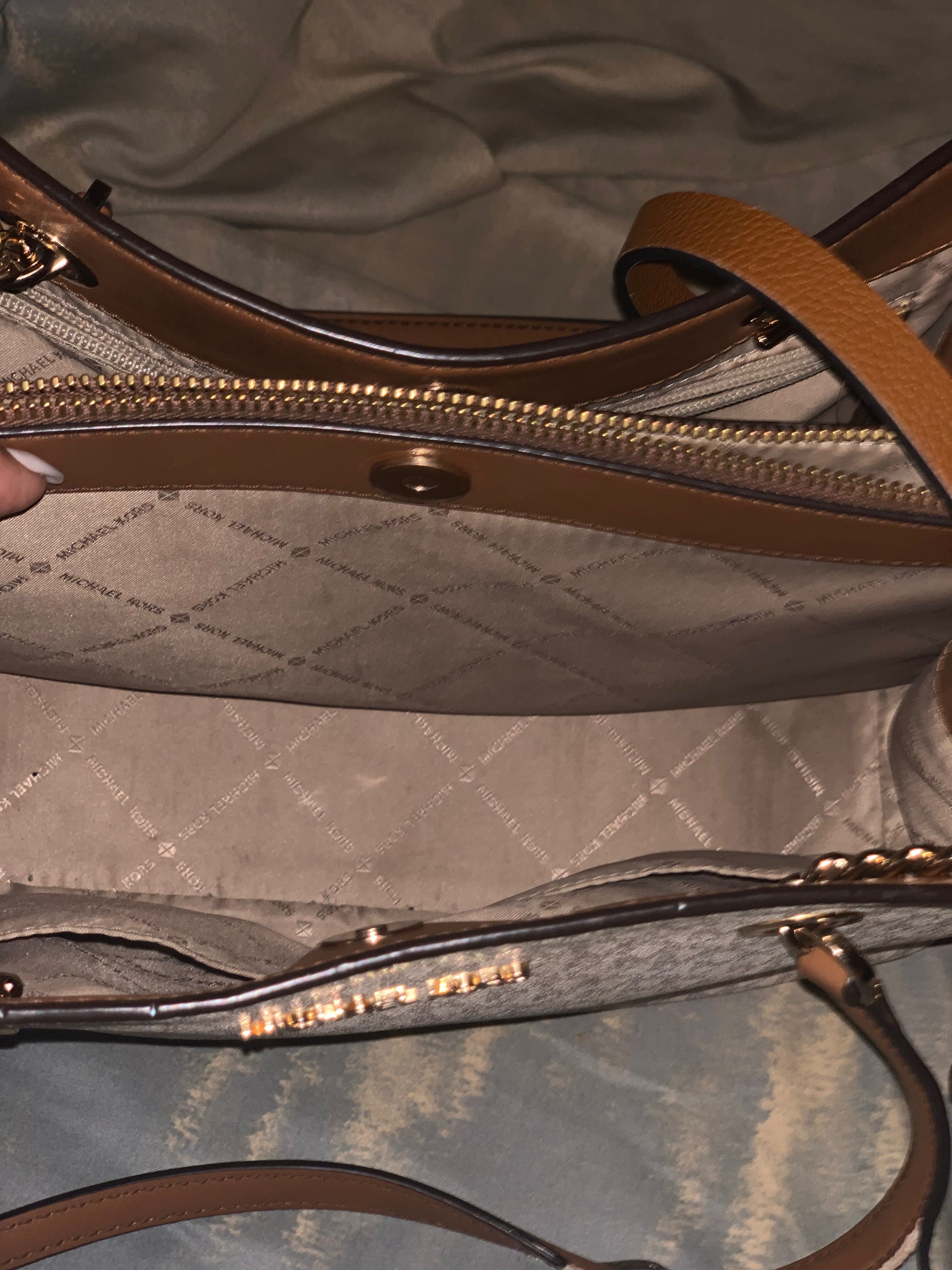 Malas Michael Kors e Tous