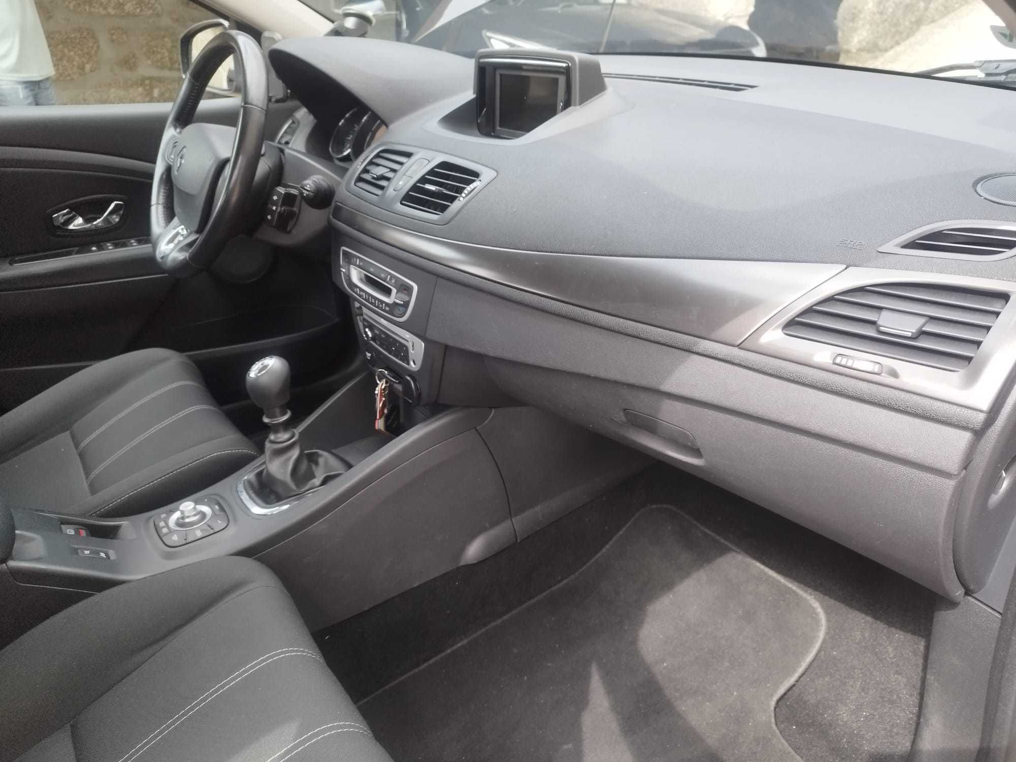 Vendo carrinha Megane