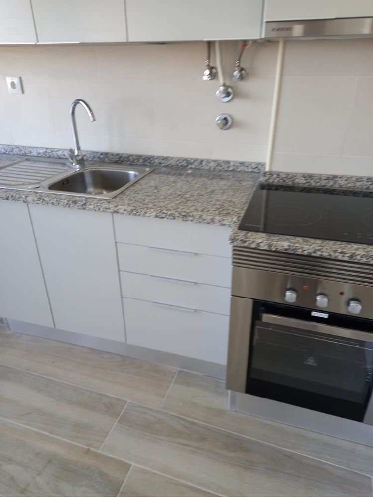 Arrendo Apartamento T2