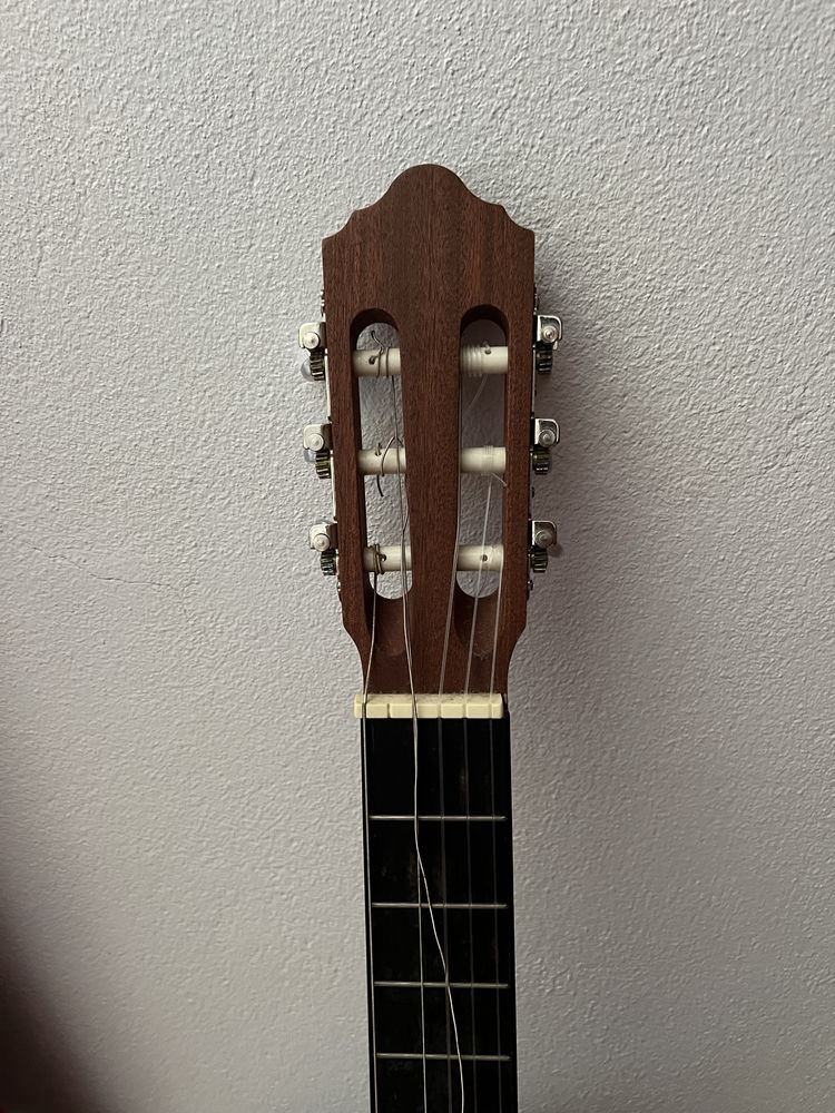 Guitarra clássica Lusitana