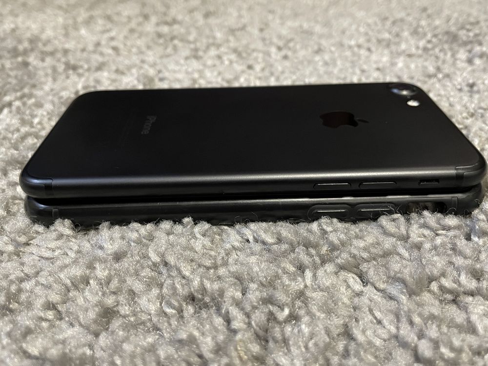 Apple iPhone Айфон 7 32gb Matte Black Neverlock