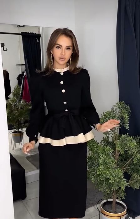 Сукня костюм спідниця і кофта з баскою