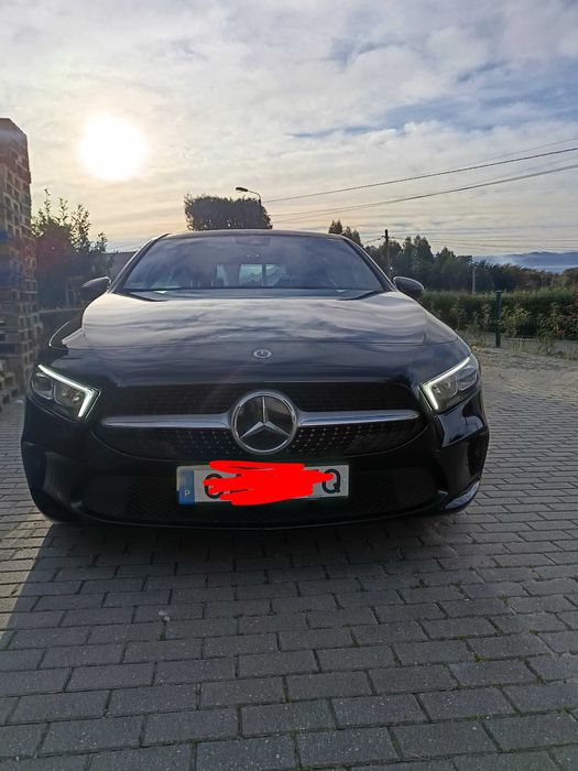 Mercedes Benz A180D automático