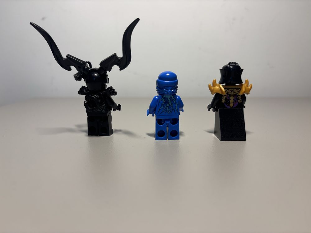 LEGO Ninjago Omega, Jay NRG i Overlord