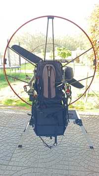 Paramotor simonini mini2 plus.