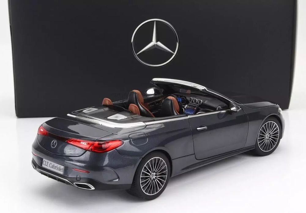 Norev 1:18 mercedes-benz AMG-line CLE cabriolet  a236 de 2024