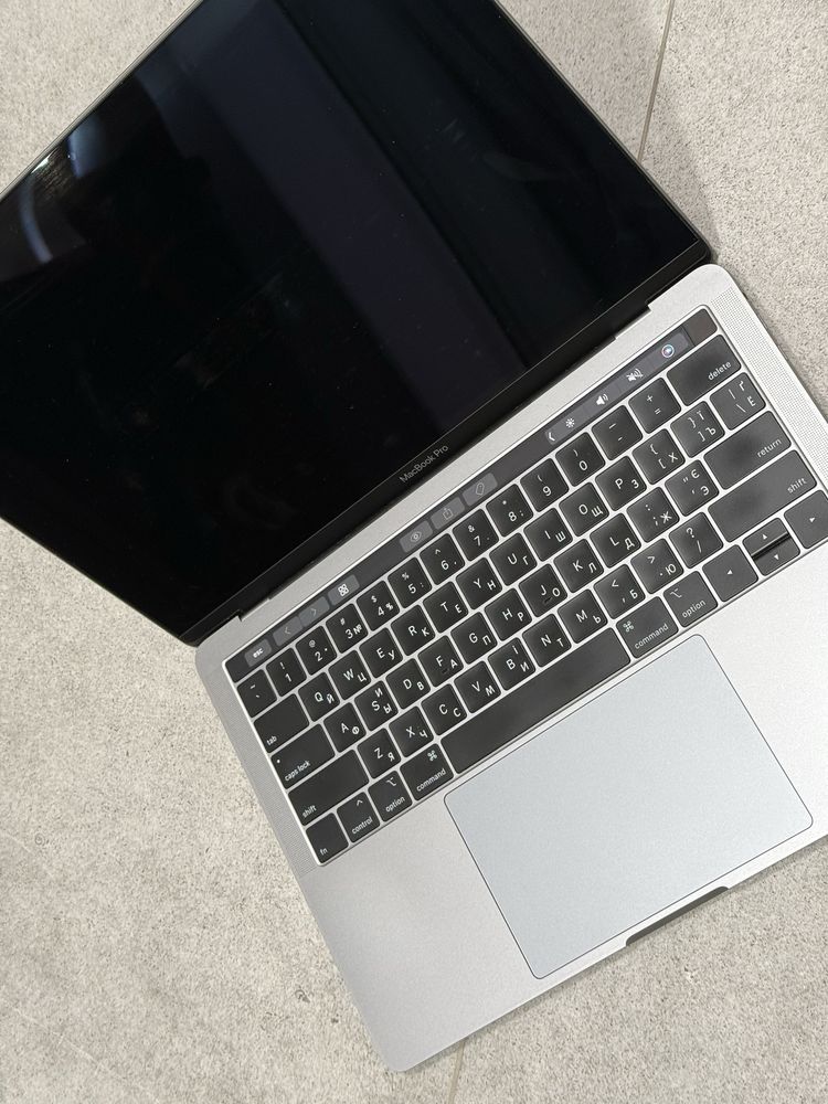 Macbook pro 13 core i7 16gb 512ssd