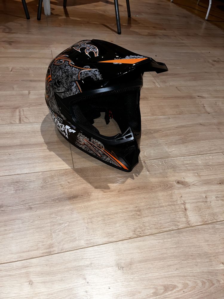 kask na rower/hulajnoge