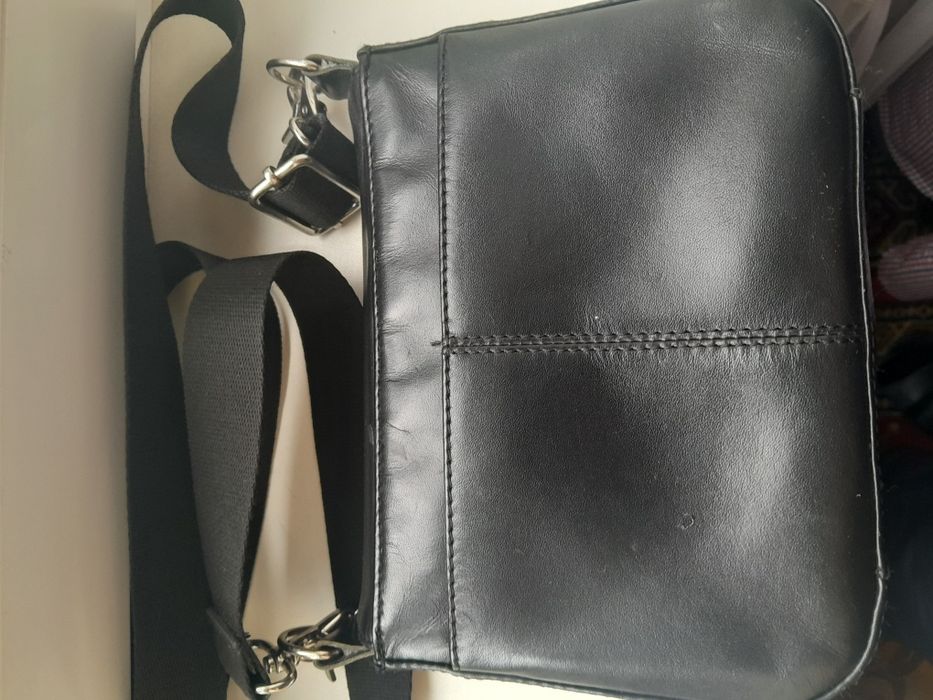 Продам мужскую кожаную барсетку, Б/У,