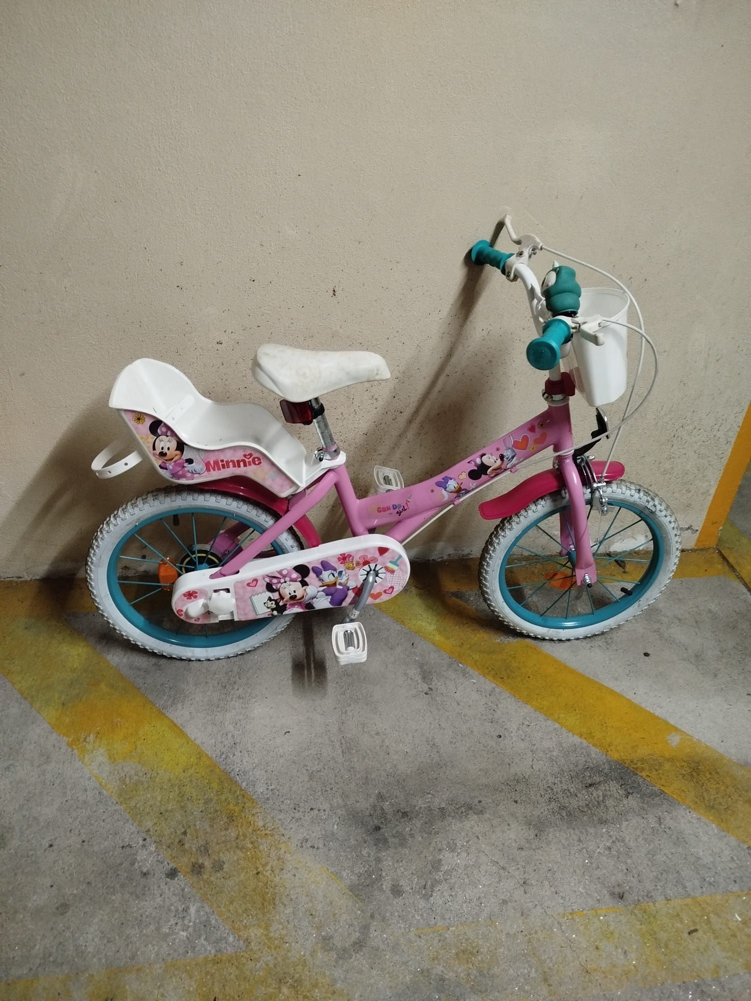 Bicicleta de menina roda 16