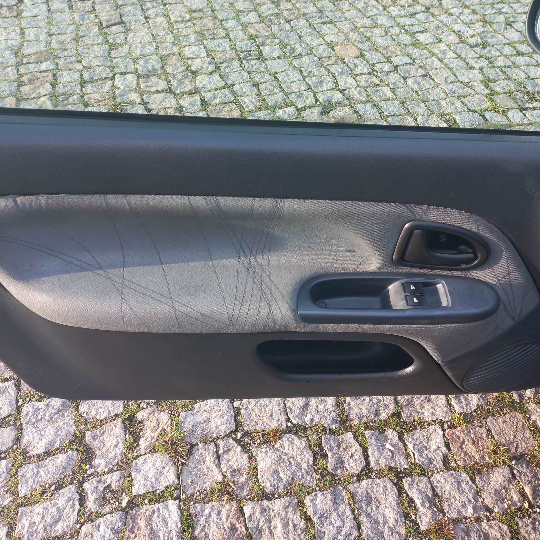 Renault  clio 2. 1.5 dci