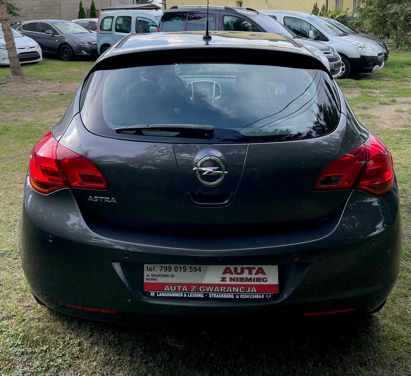 ASTRA OPEL 2011rok Super Stan