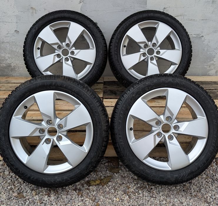 4x Koła Audi R17 5x112 ET47 otwór 57.1 Opony 225/50