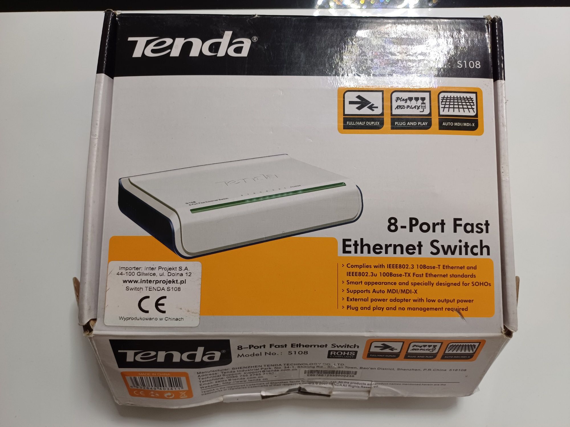 8-Port Fast Ethernet Switch