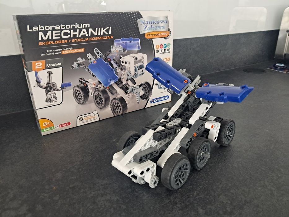 Eksplorer + stacja kosmiczna laboratorium mechaniki 8+
