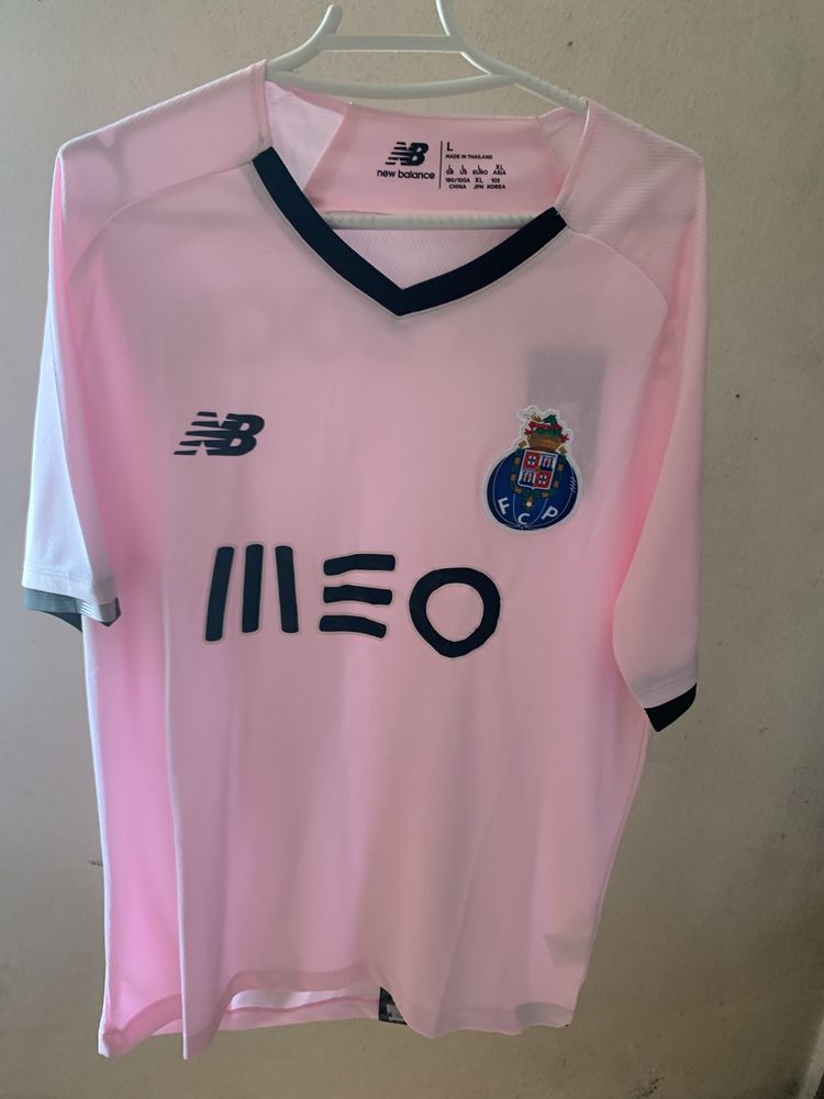 Camisoas de futebol novas