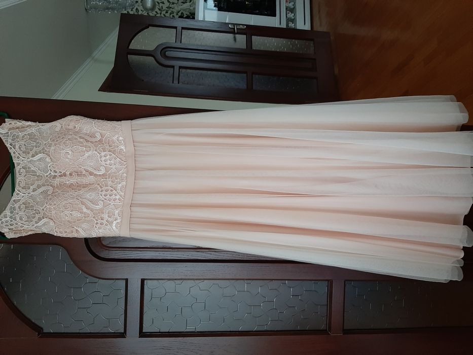 Сукня на випускний