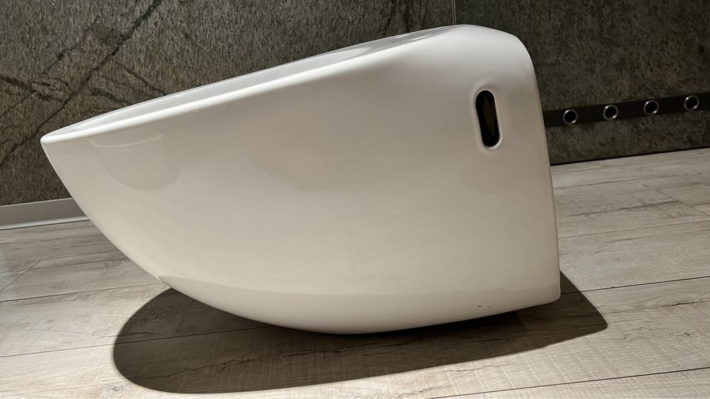 Koło ego miska, bidet