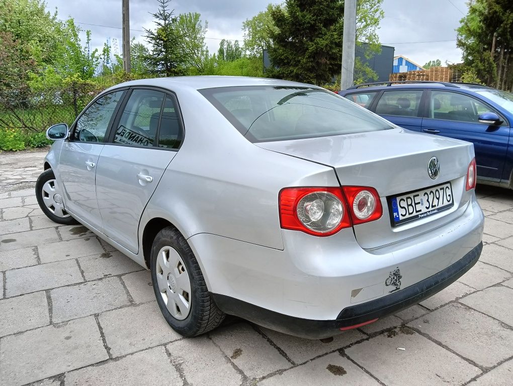 Volkswagen Jetta 1,6 GAZ 05r bdb stan do jazdy