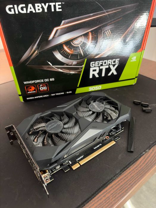 Placa de vídeo Gigabyte GeForce RTX 3050 OC 6G NVIDIA 6 GB GDDR6