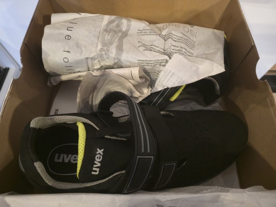 Buty Sandały robocze Uvex 1 85428  r.49