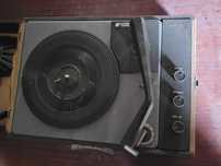 Gramofon Bambino Unitra Fonika WG550 z dawnych lat na części.