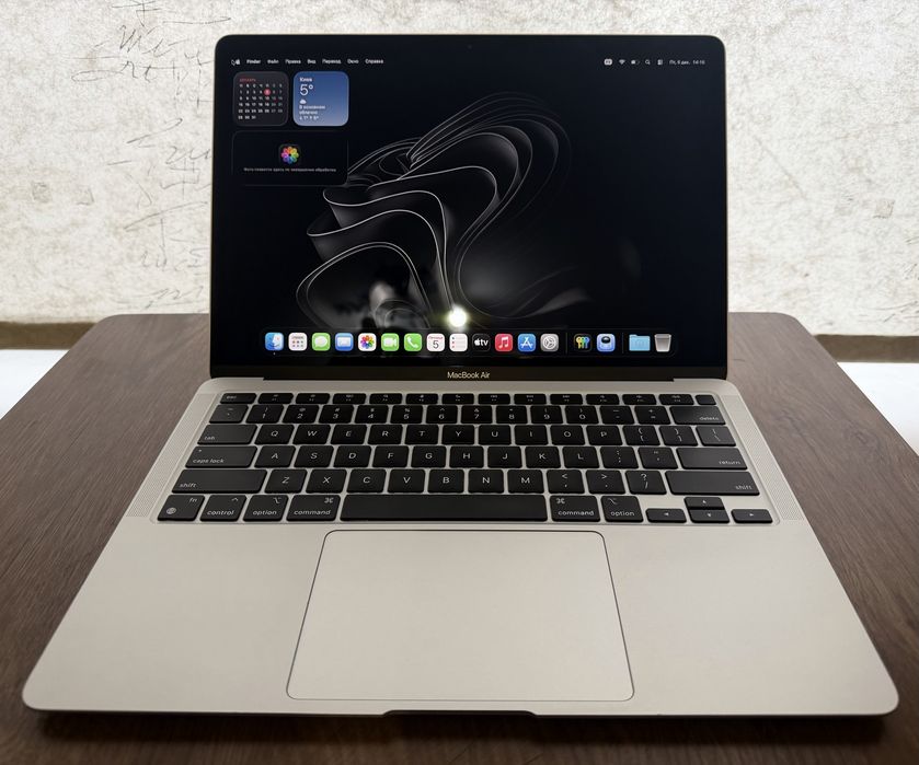 MacBook Air Apple M1 2020 на 256gb