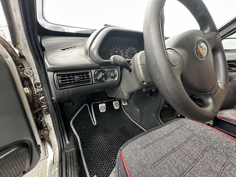 Продам ваз 2114 у чудовому стані авто доглянуте вкладень не потребує