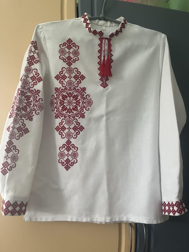 Чоловіча вишиванка