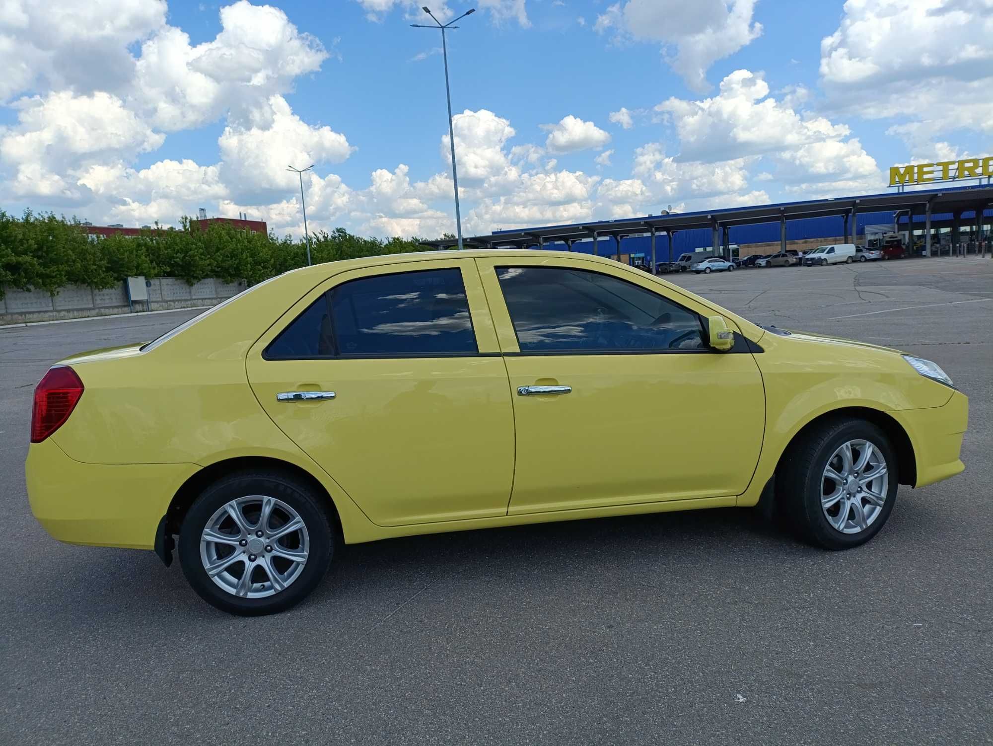 Geely MK 1.6 (2008)| Идеальное состояние | 34 тыс. км|Toyota двигатель