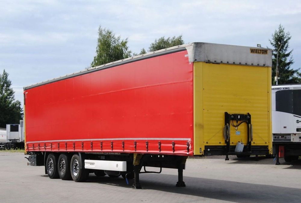 Wielton Podnoszona oś, SAF  Podnoszona oś, podnoszony dach, SAF, zabudowa Varios, nowa plandeka