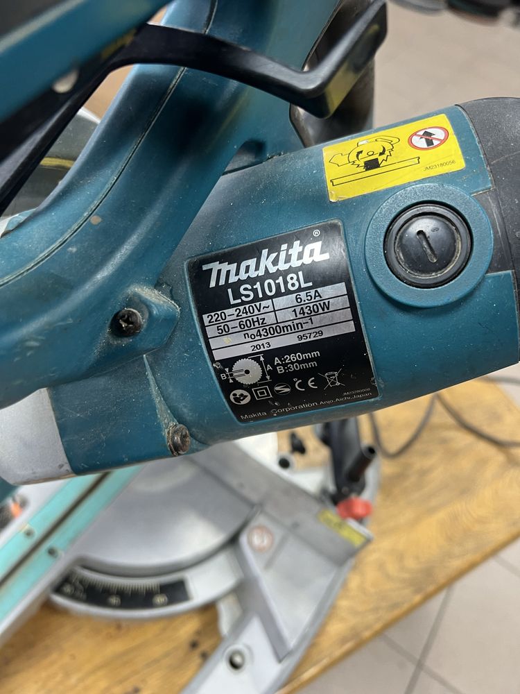 Торцовочная пила Makita LS1018LN