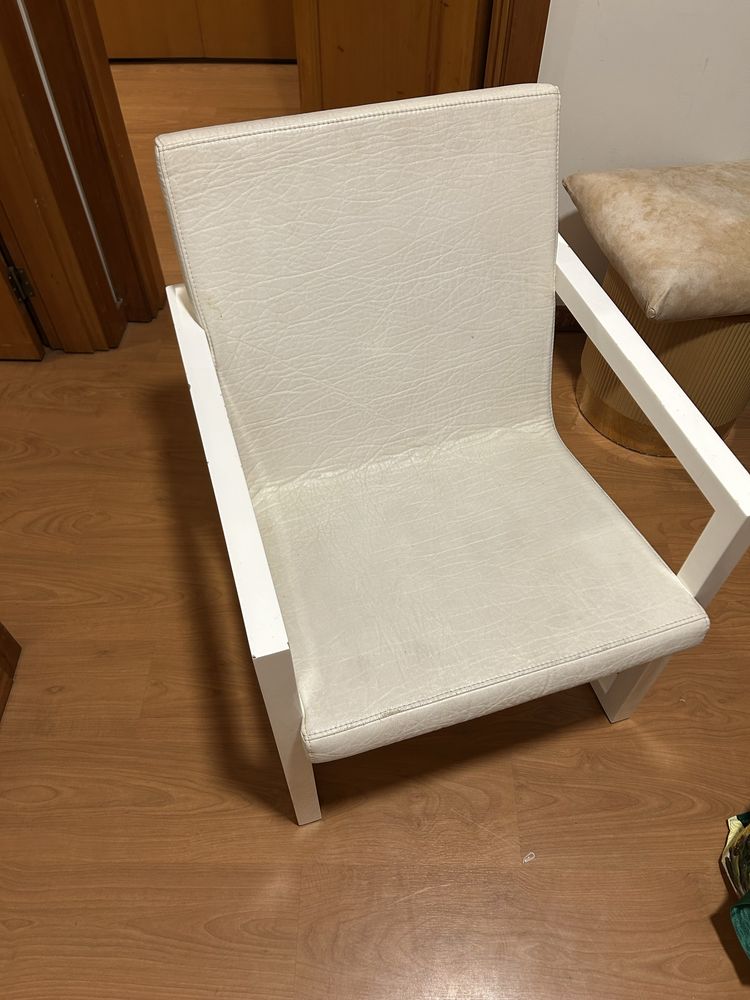 Vendo cadeirao branco