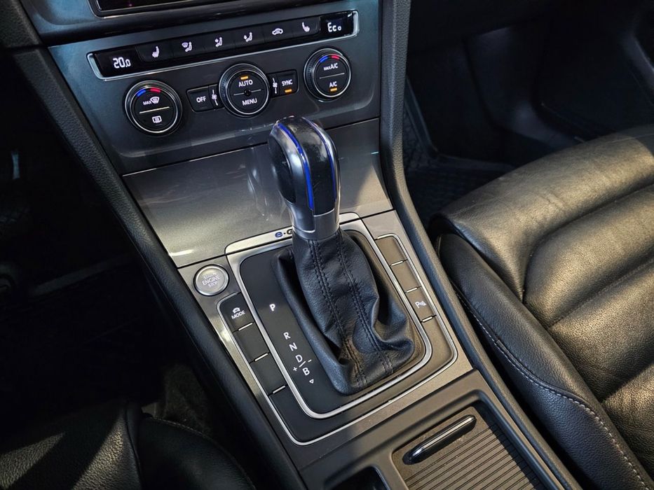 Volkswagen Golf 2016p з Європи