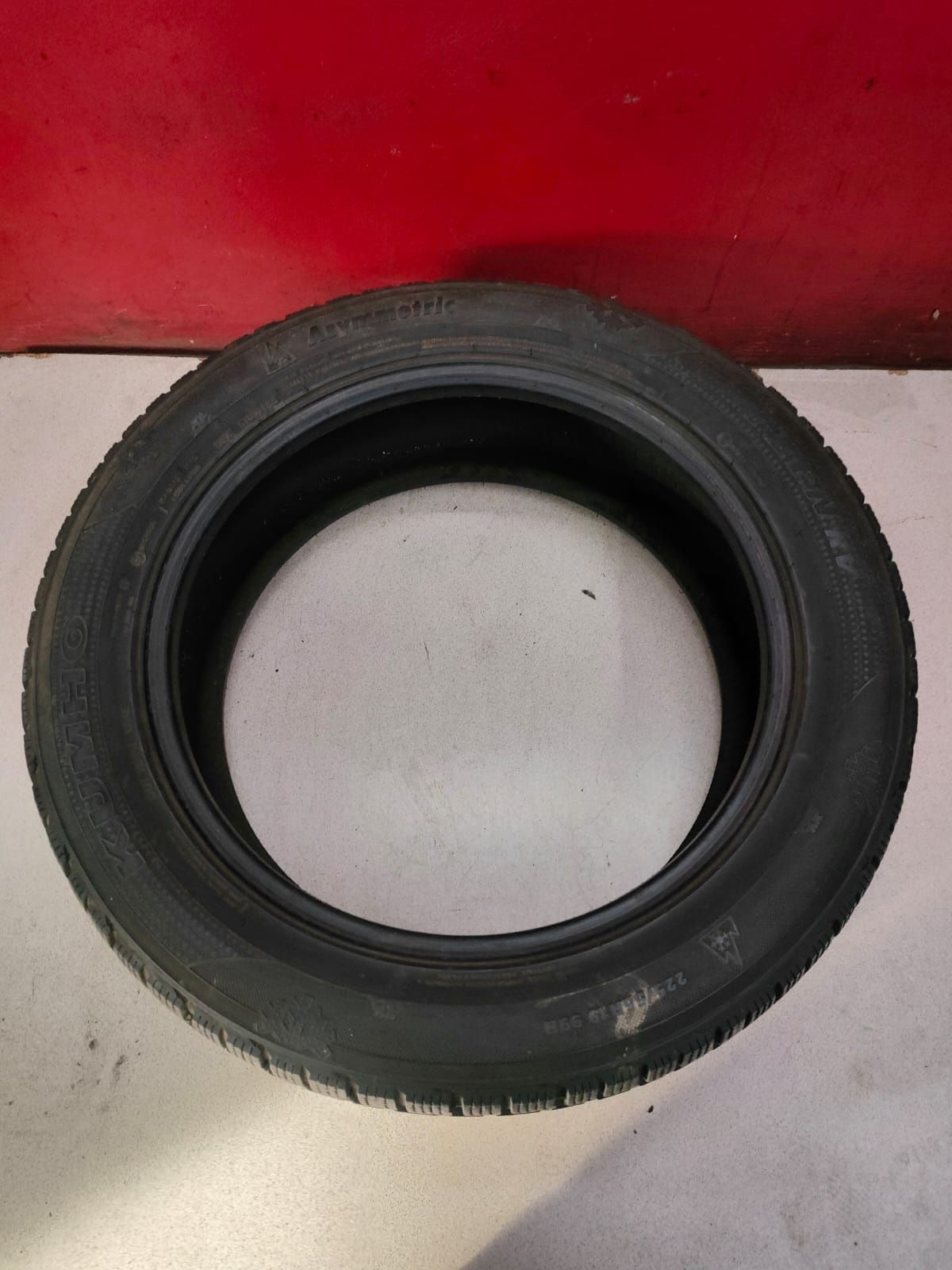 Opony 225/55/19 kumho