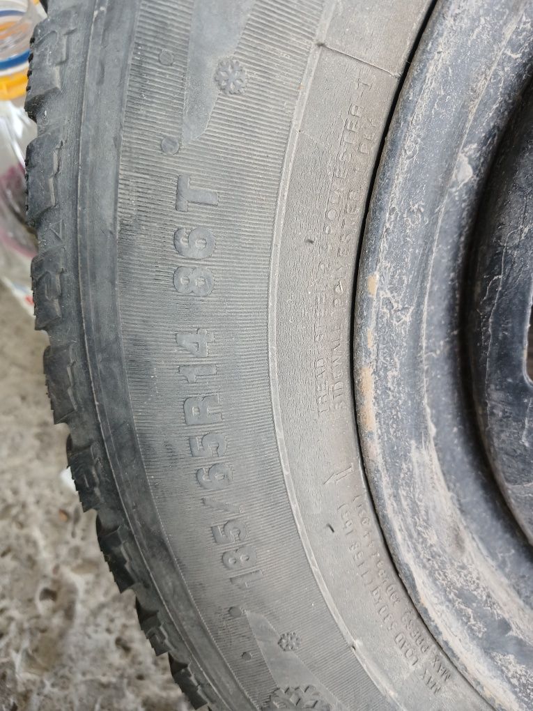 Продам колеса зимові
