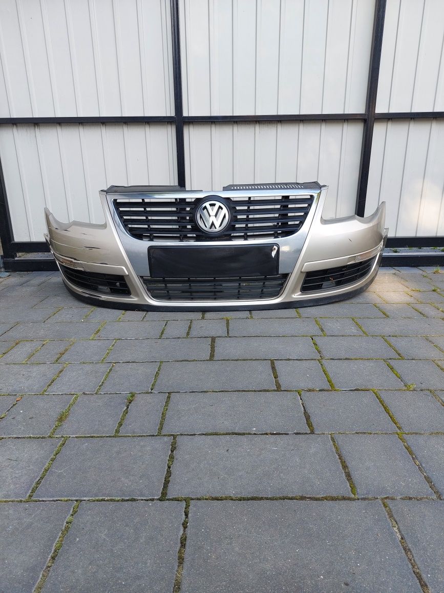 Zderzak przód przedni VW Passat b6 2007