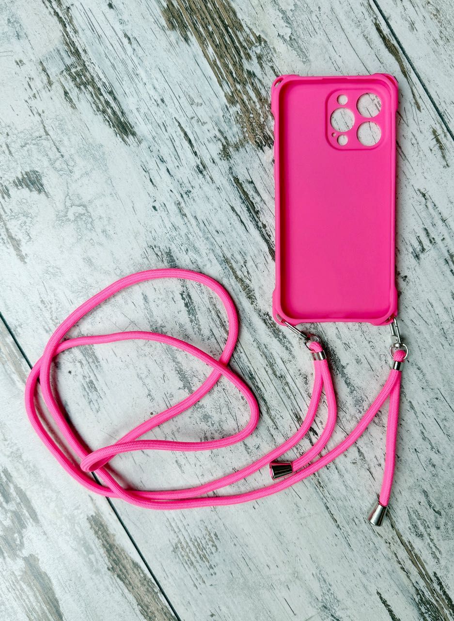 Rozowe etui paskiem cross-body na iPhone 15 max. Super jakosc, nowe.