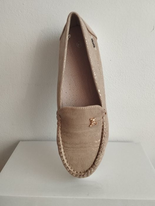 Nowe buty kolor złoty rozmiar 40 wkładka skóra